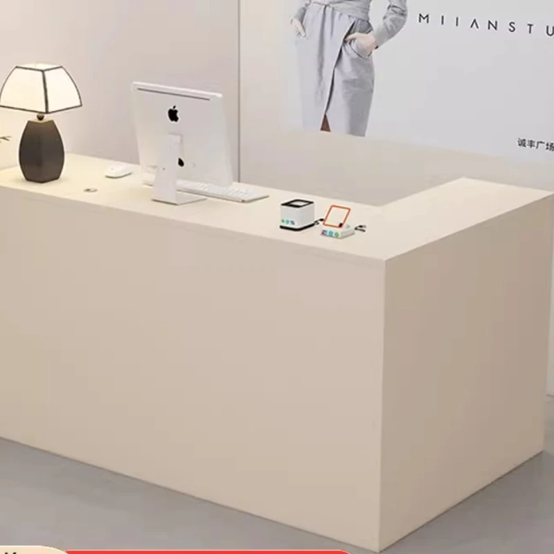 Bureaux de réception incurvés  - Office Furniture Rental avis et prix